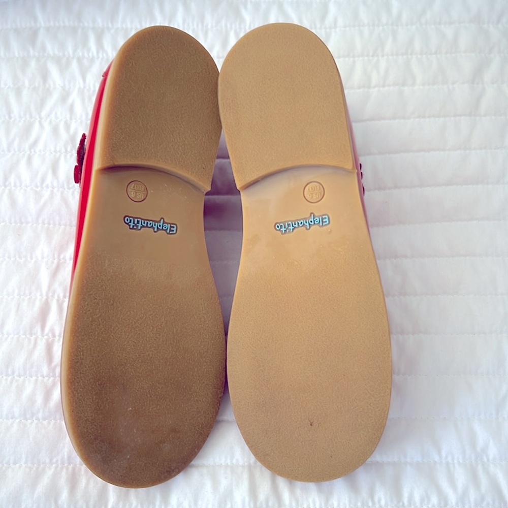 Elephantito Classic Mary Janes in Red Patent Leather - Picture 3 of 4